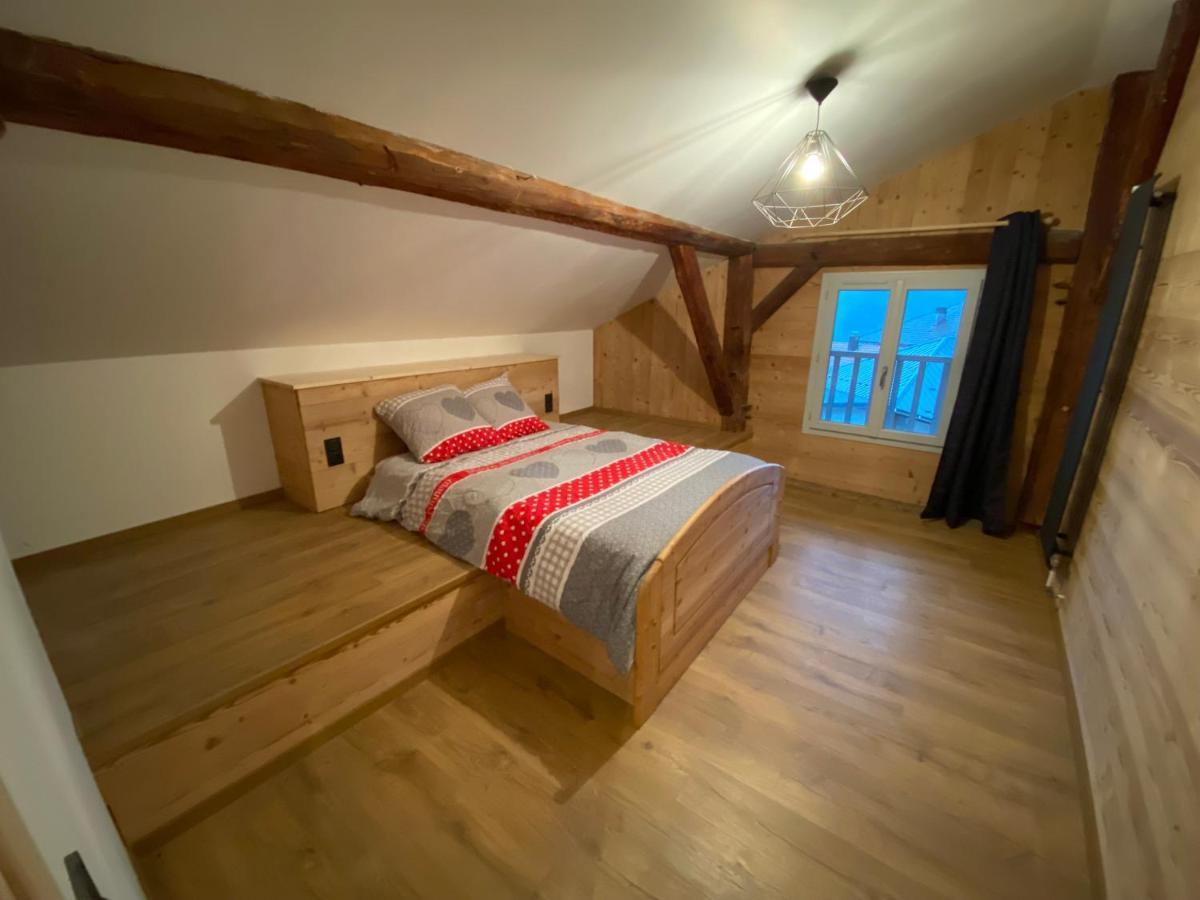 Appartement 75M2 Duplex Au Coeur Du Village De Queige Esterno foto
